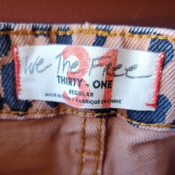 We The Free Black/ Tan Animal Print Mini Skirt - Picture 2 of 9